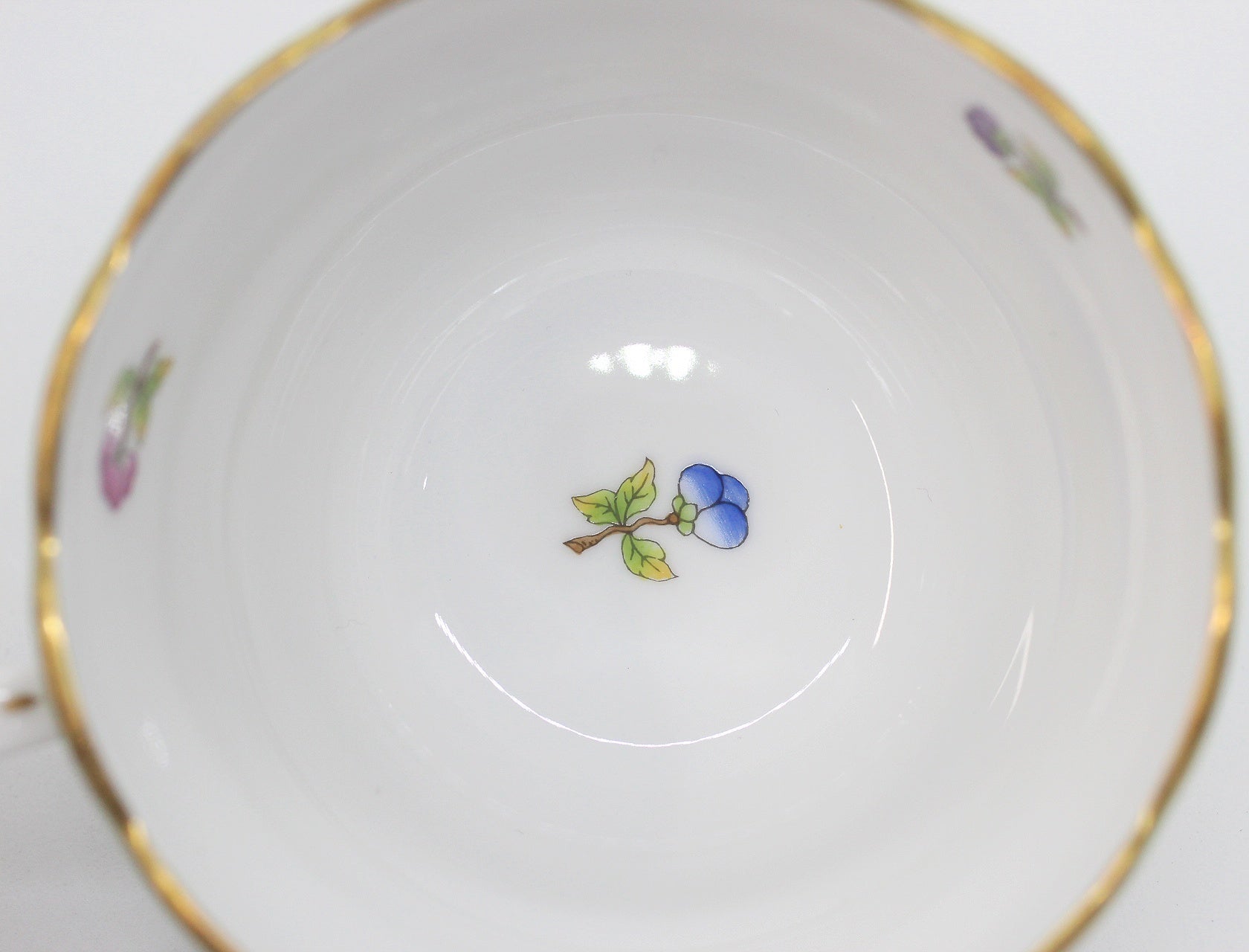 HEREND(ヘレンド) ビクトリアブーケ ティーカップ&ソーサー 200ml - 安心保証・業界最安値の販売 福助